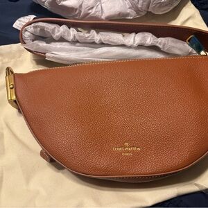 Louis Vuitton Tan Leather Handbag
